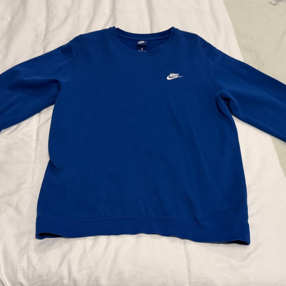 Nike men’s crew neck sweatshirt